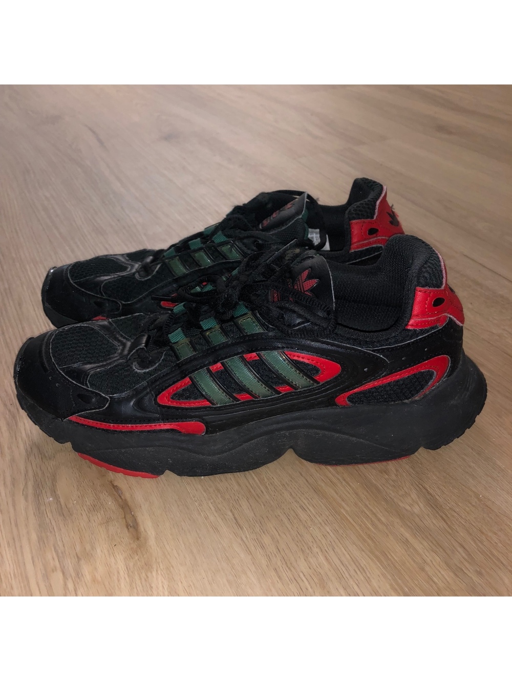 ADIDAS OZMILLEN ORIGINALS BLACK RED TRAINING RUNNING SHOES GREEN MENS SIZE 10.5